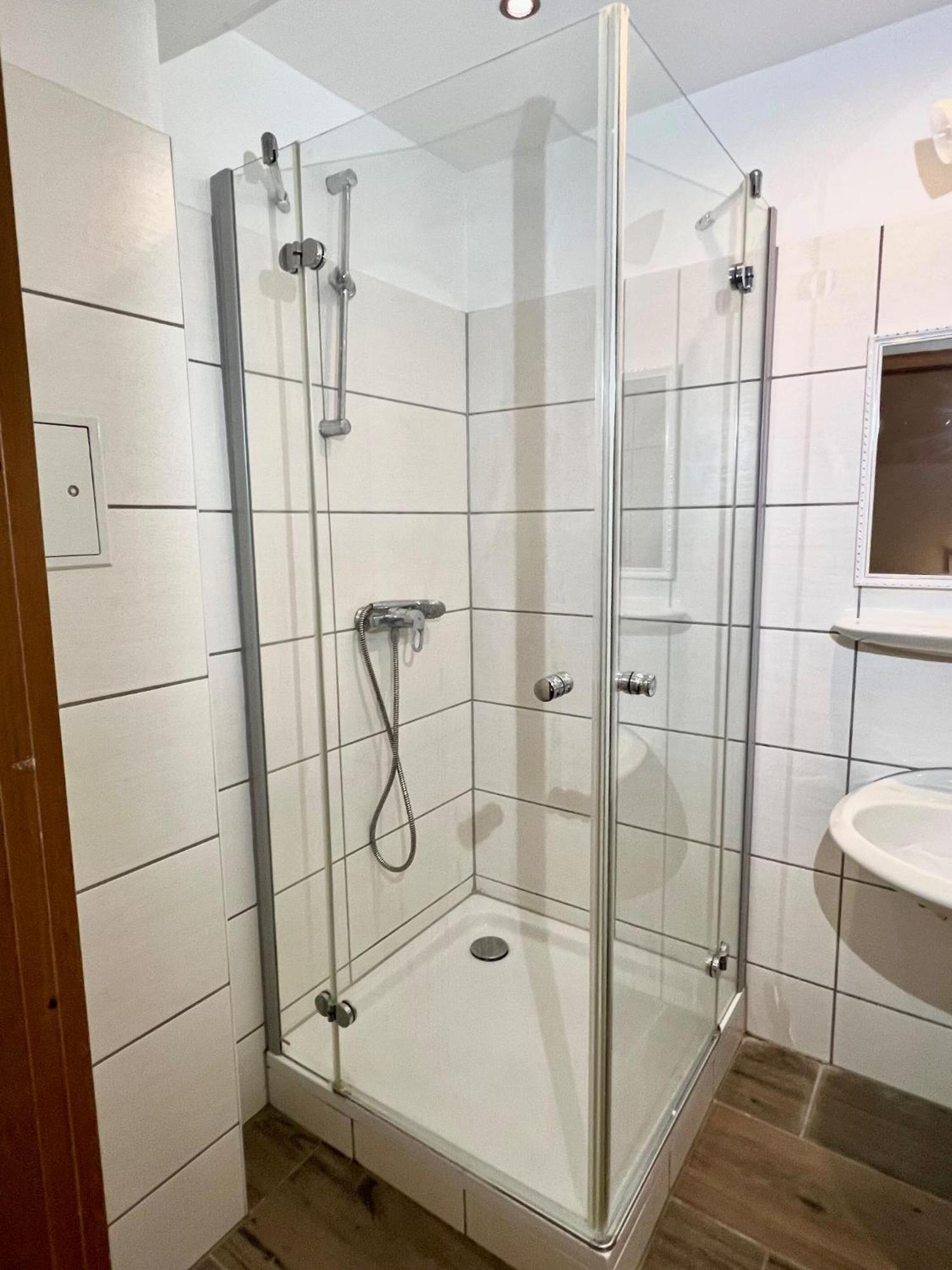 Rösrath Hotel Neo Cologne Bonn Airport מראה חיצוני תמונה
