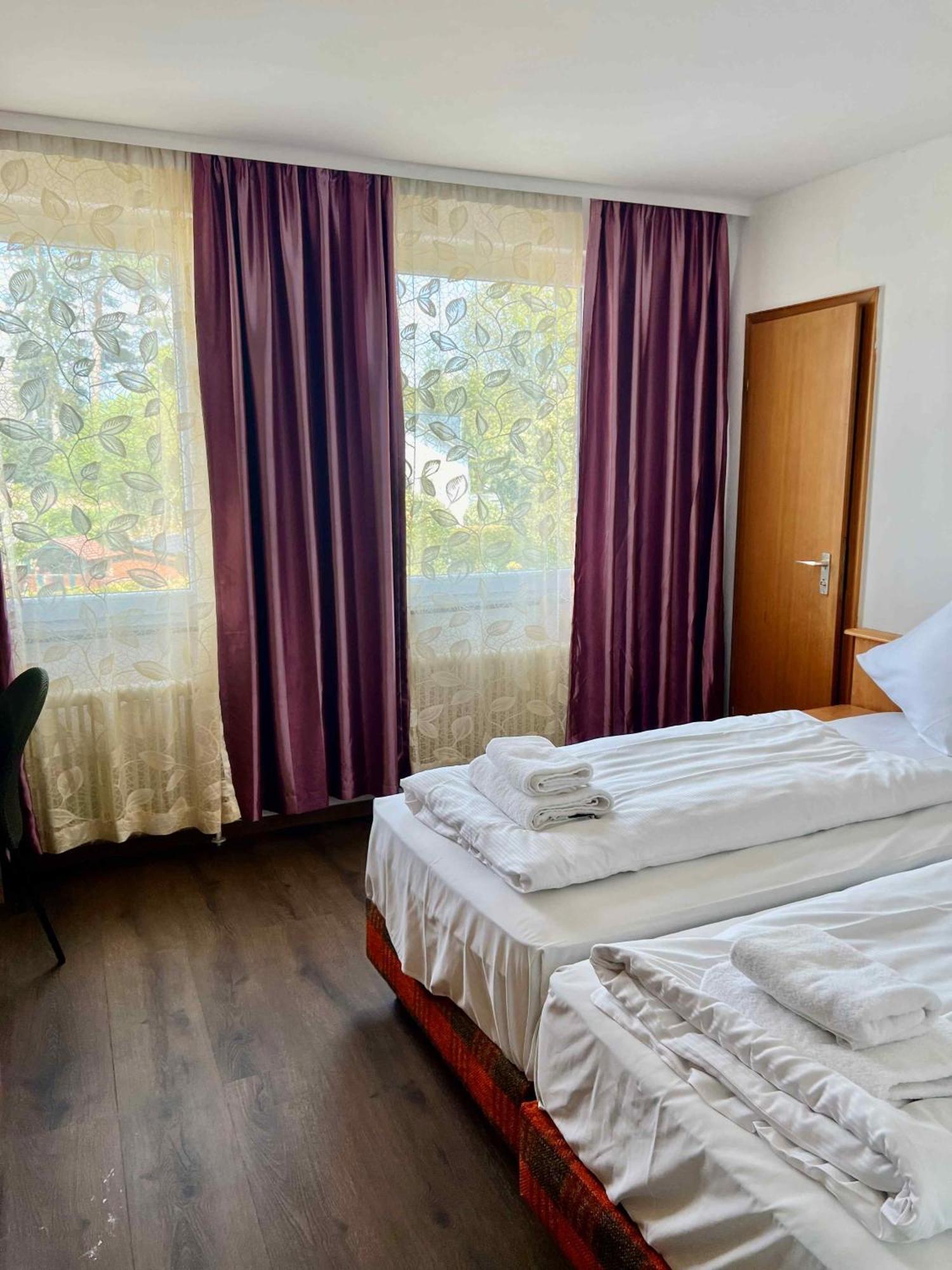 Rösrath Hotel Neo Cologne Bonn Airport מראה חיצוני תמונה