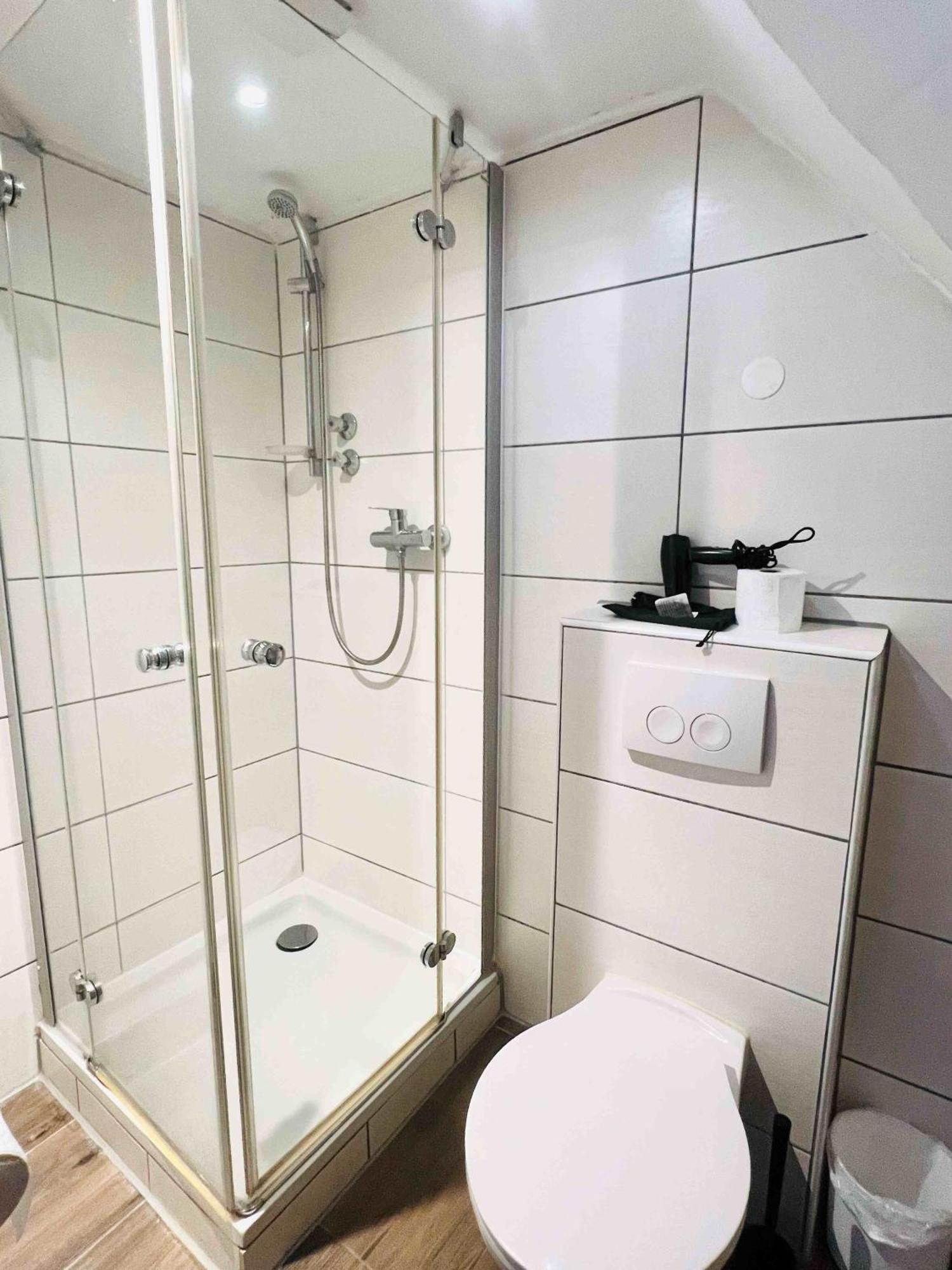 Rösrath Hotel Neo Cologne Bonn Airport מראה חיצוני תמונה
